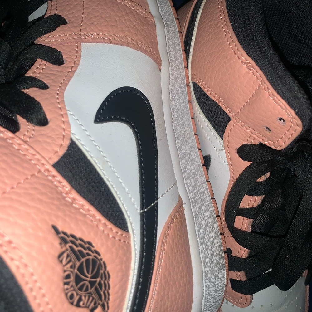 Nike Air Jordan 1 Mid Pink Quartz